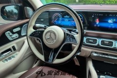 安达迩奔驰GL老改新：焕新豪华座舱新解